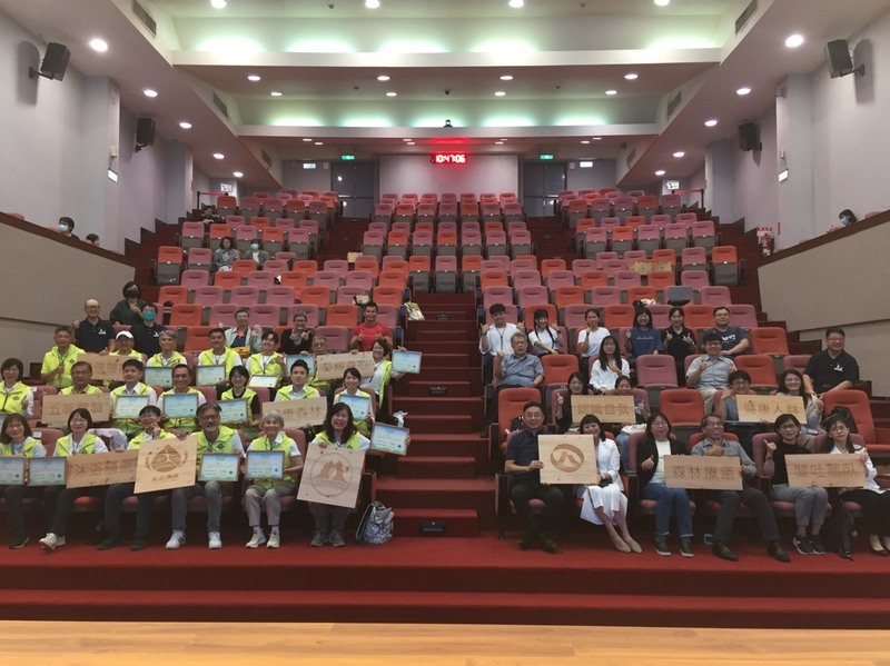 「綠領」台灣森林療癒師 月入逾5萬未來國家認證