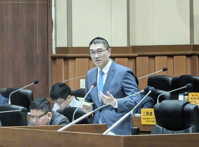 申請電動機車補助僅33人 謝國樑擬另增共享模式