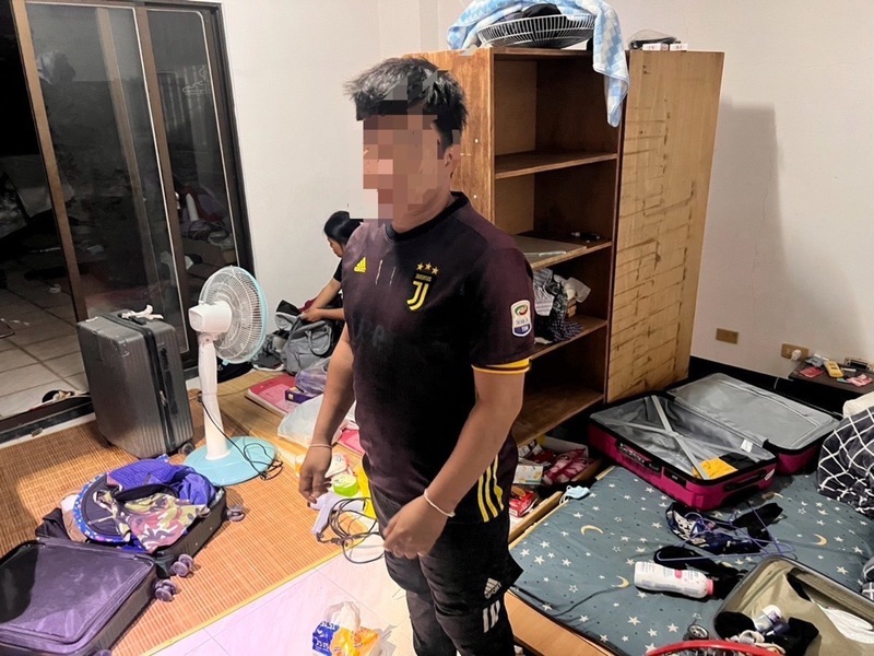 突開車門害岡山夫妻摔倒釀1死1傷 逃逸移工送辦