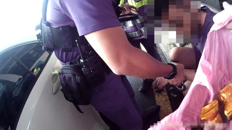 男持毒遇警攔查心虛發抖 24小時被抓2次