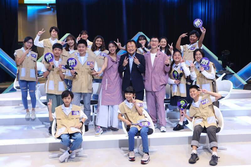 視網膜新節目犀利發問 王世堅無法招架最萌提問團