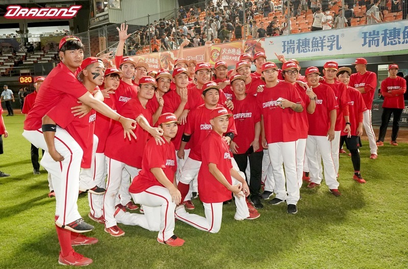 味全龍小將總冠軍賽初體驗 葉總：球員摸索成長