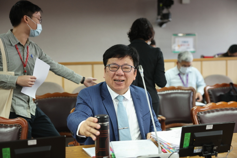 立委主張修憲減監委人數 李俊俋：尊重立院