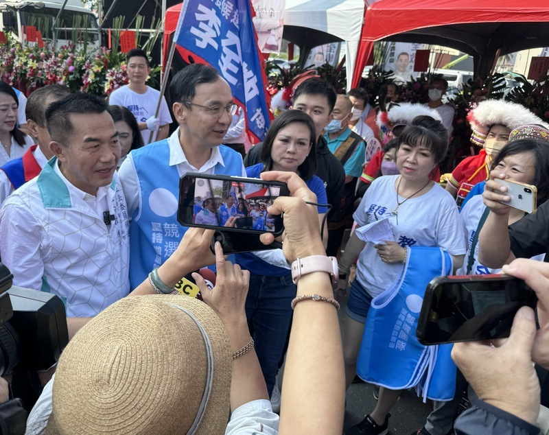 朱立倫站台力挺李全教 稱許是正義的好朋友