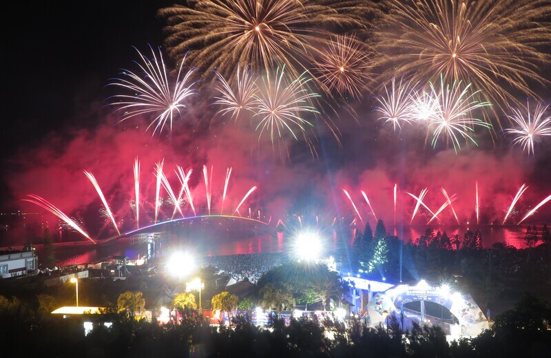 澎湖海上花火節 113年璀璨加倍5至8月施放4個月