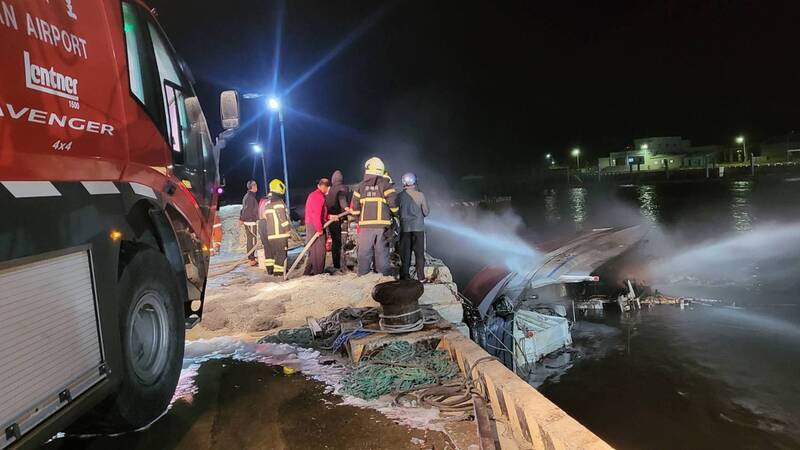 澎湖漁船疑線路走火 海陸搶救仍沉沒