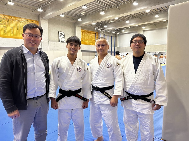 體育署長鄭世忠東京行 替連珍羚、楊勇緯打氣