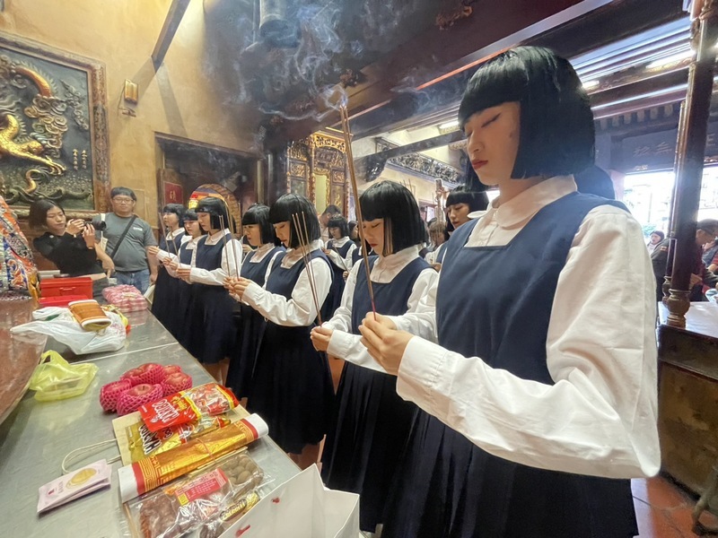 Avantgardey大稻埕熱舞「保庇」 IG破百萬瀏覽