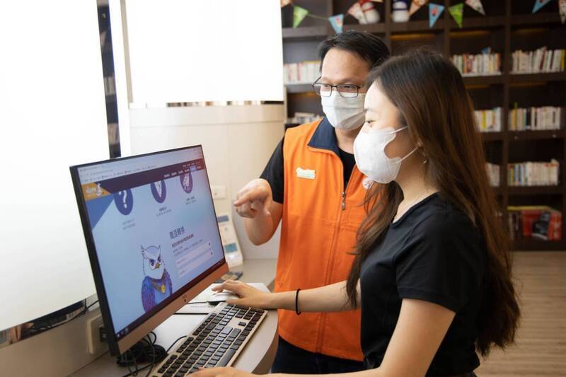 中彰投分署履歷快修站全年無休 逾7百名青年獲助