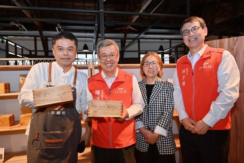 視察花蓮文創園區 陳建仁盼東部文化科技接軌國際