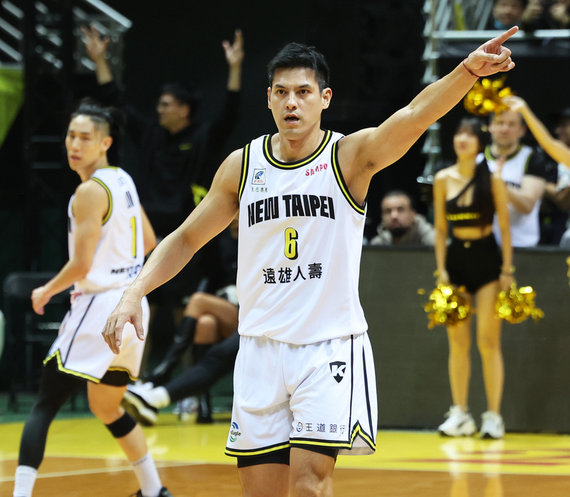 國王支持楊敬敏復出 執行長：作法可能不完美