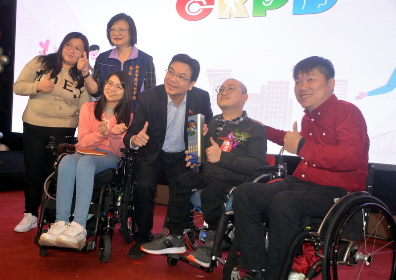 新北表揚傑出身障相關人士 肯定精彩生命故事
