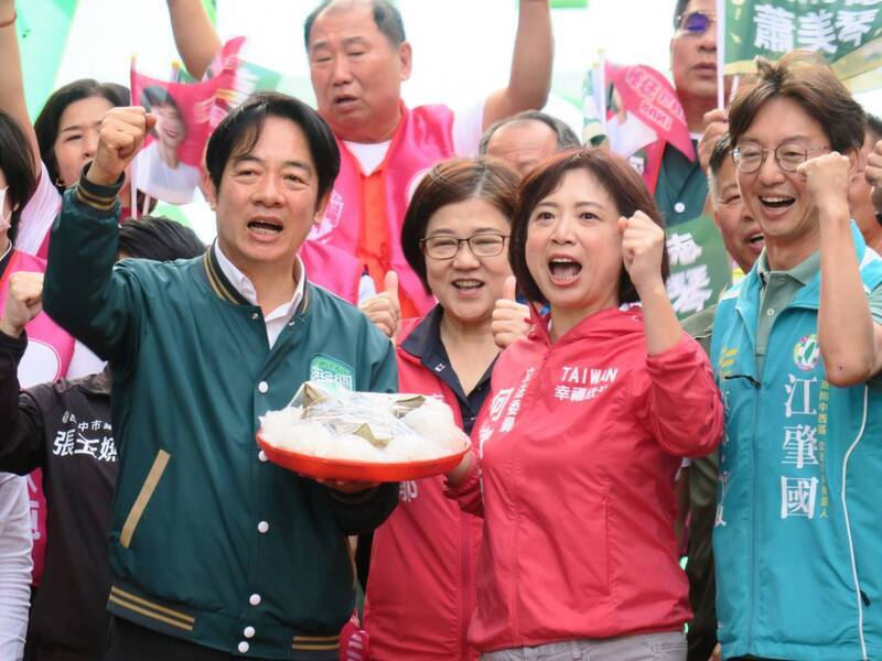 何欣純台中成立競選總部 賴清德站台力挺