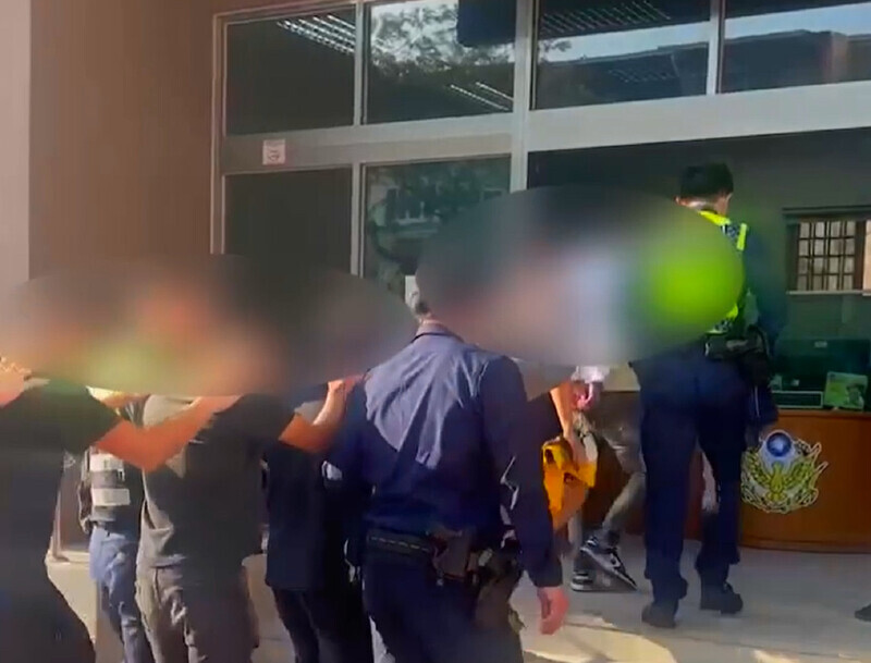 台中KTV外多人肢體衝突 警到場鳴槍逮12人