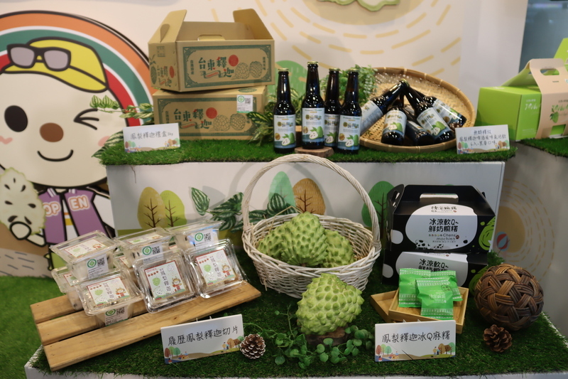 台日鳳梨釋迦牛奶冰將銷美 氣泡飲糕點超商搶市