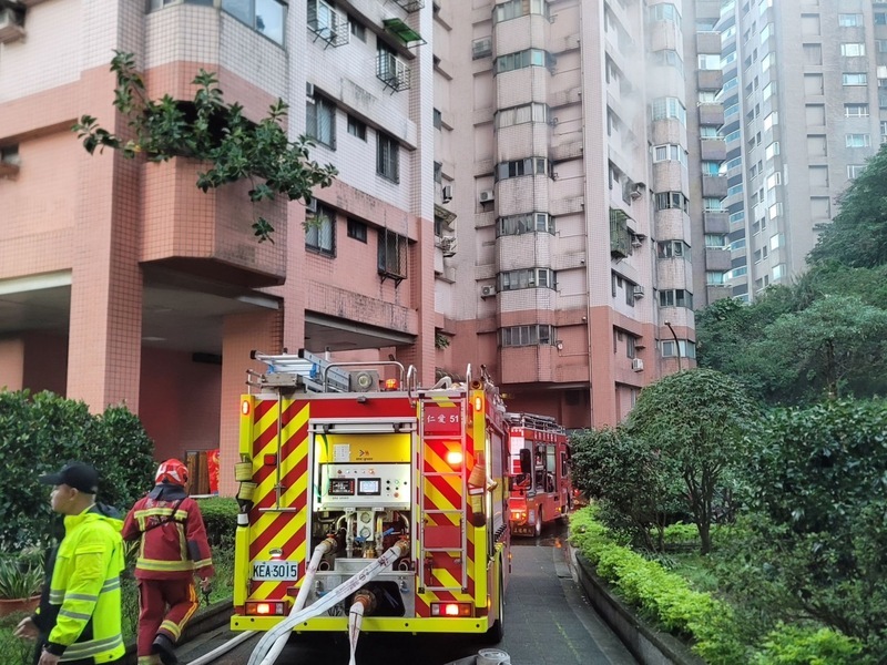 基隆龍騰大地社區火警 幸無人傷亡