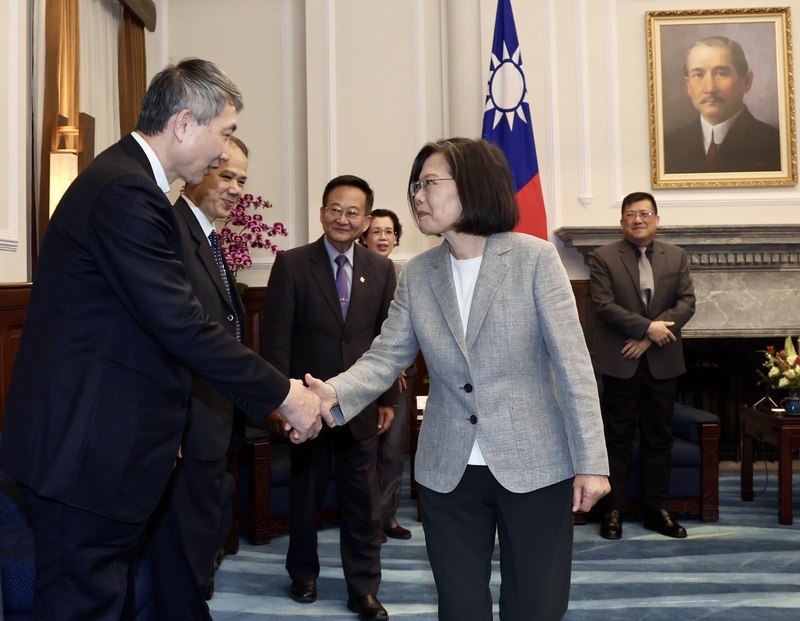 總統肯定國防科技貢獻獎得主 克服飛彈系統關鍵技術