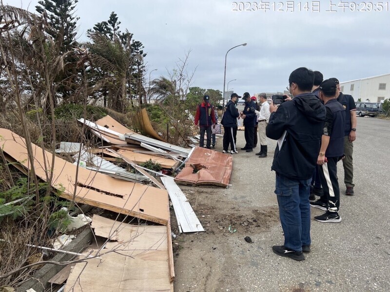 美麗海灣非法傾倒廢棄物 澎湖地檢率隊出擊