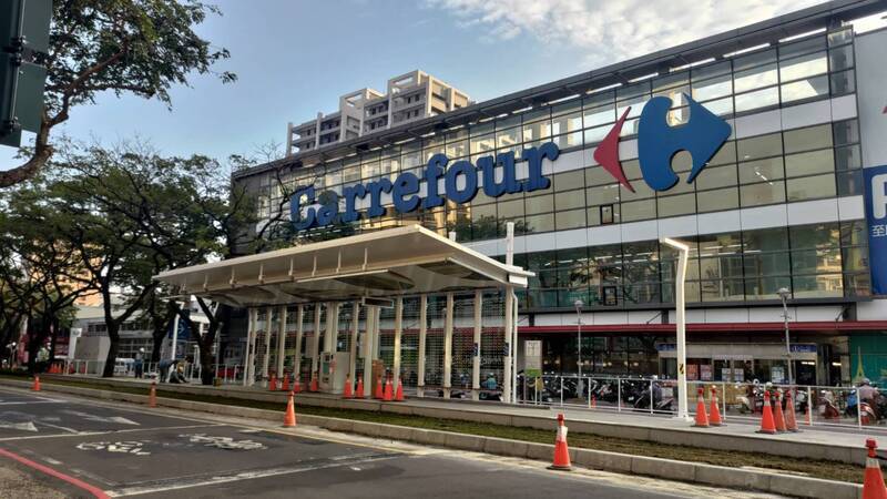 告別施工高雄輕軌成圓 商圈期待市府助攻商機