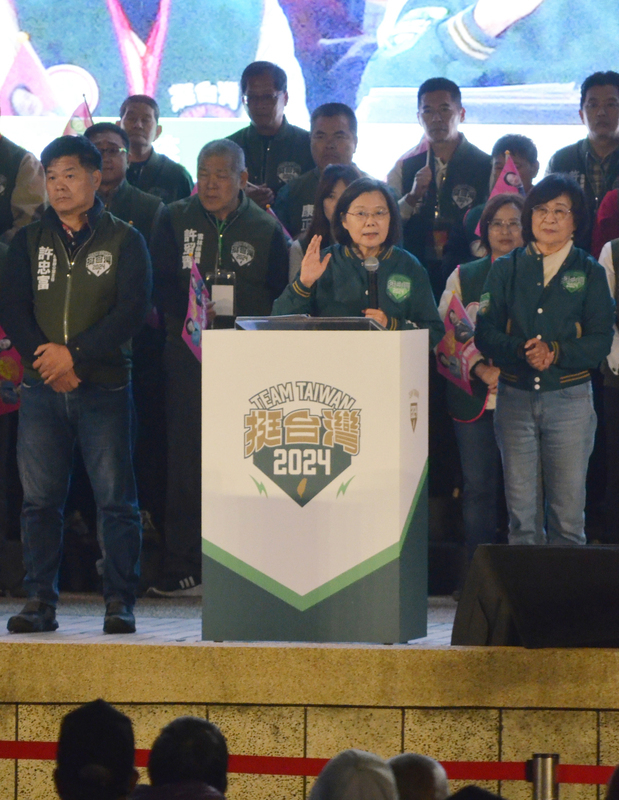 國會過半執政穩 蔡英文：我是有史以來最會還債總統