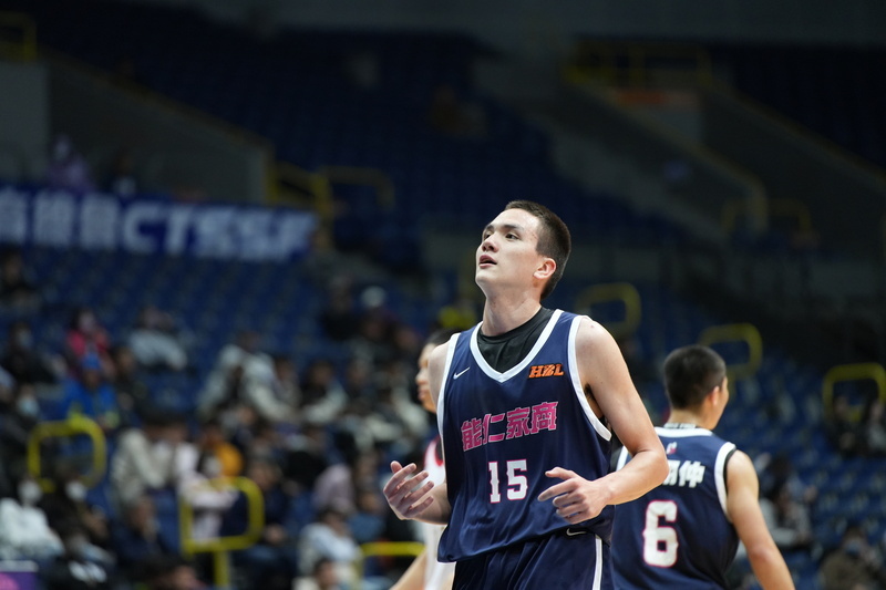 HBL能仁輕取南山 中鋒傅雋堯視約基奇為偶像