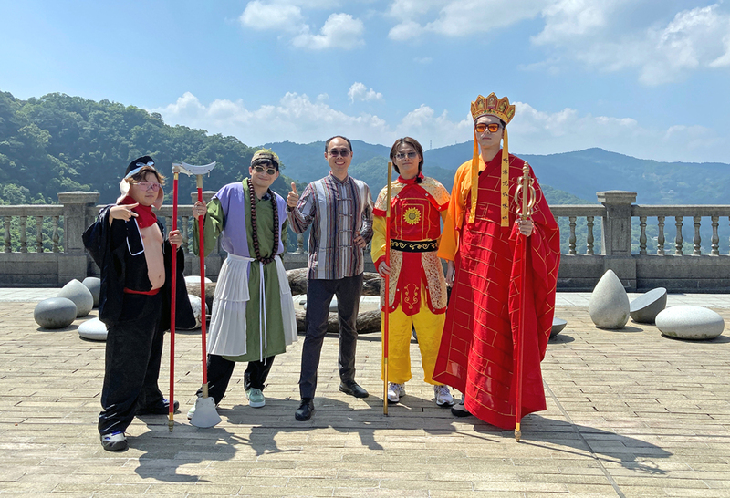 佛教藝術系紅到香港 男團Error訪華梵大學