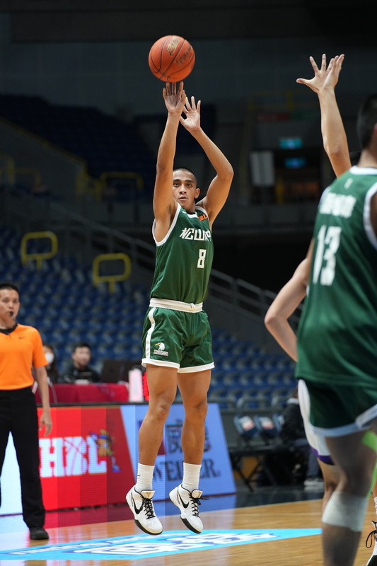 HBL松山狂攻嚴防大勝三民 教練葉韋喬很滿意