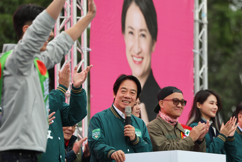 余天破流言站台相挺 賴清德提新北發展核心動力願景