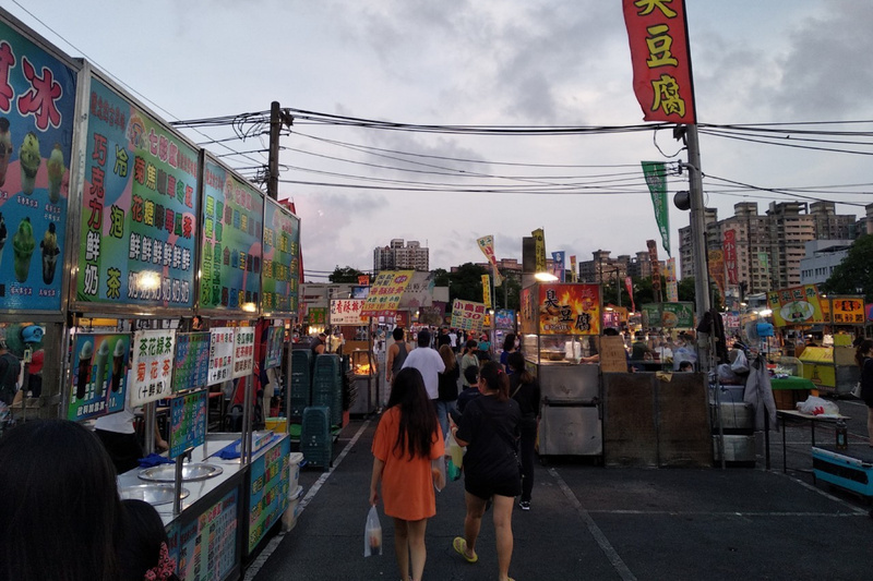 台南2夜市停業30天爭取營運許可 市府：業者誤解