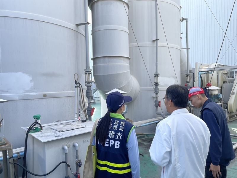 污染物南移空品差 台南出動洗街車等應變措施