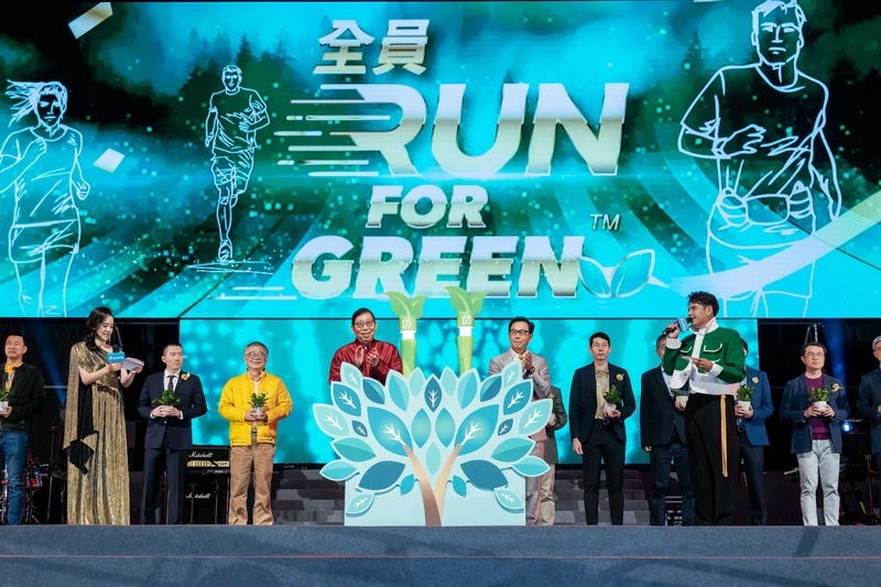 富邦金蔡明興：年終獎金中位數近8個月 加薪有望達4%