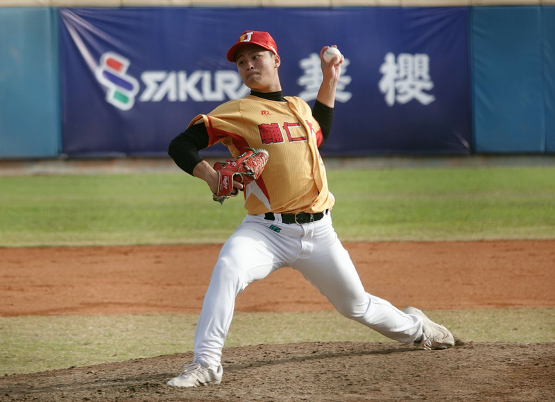 左投游竣䒴大專聯賽完投勝 重訓彌補身材拚選秀