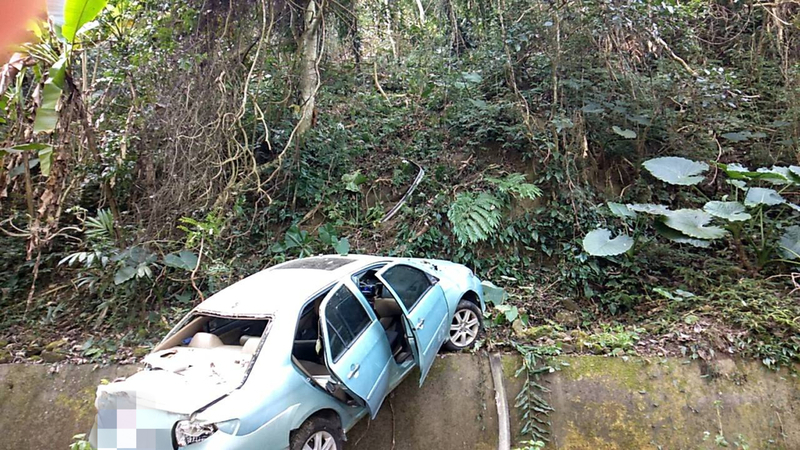 阿里山公路轎車事故6歲男童受傷 駕駛失蹤搜尋中