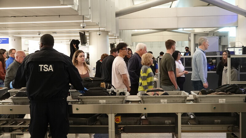 美機場安檢違規槍枝創新高 官員宣導合法托運