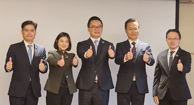 虎航平均年終10.8個月 陳漢銘撒近億元拓展日客