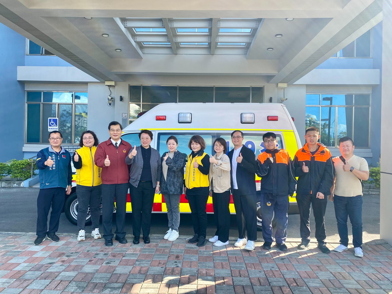 台中女揪團捐台東救護車2年救護1518件 發願捐10台