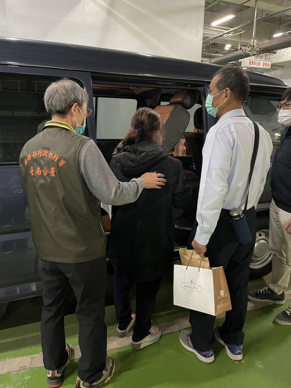 台南某視聽歌唱業欠逾億稅款 7旬負責人遭管收