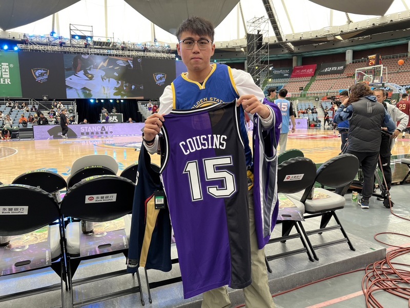 卡森斯T1台啤雲豹首秀 香港球迷搭機來台力挺