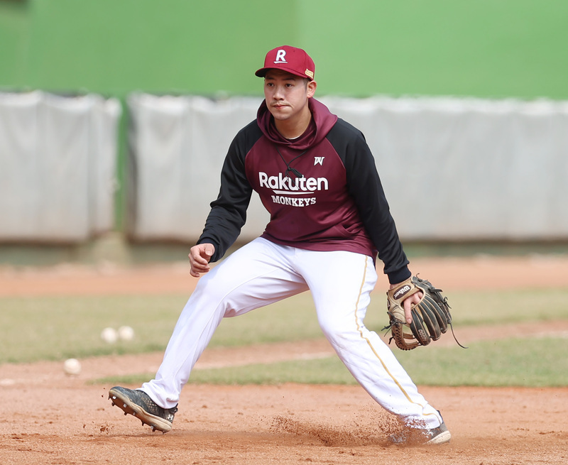 桃猿公布首波談薪結果 梁家榮簽3年複數年合約