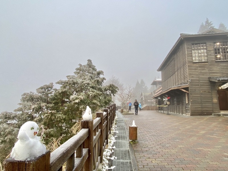 宜蘭太平山未再降雪 仍有霧淞景致