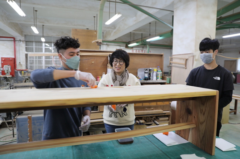 公東高工木工訂單增加 校方感謝社會支持