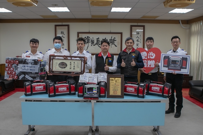 花蓮92歲阿嬤捐積蓄 助消防局添購救護器材