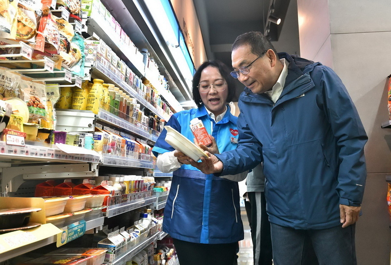 北台8縣市實施幸福保衛站 侯友宜訪視感謝超商