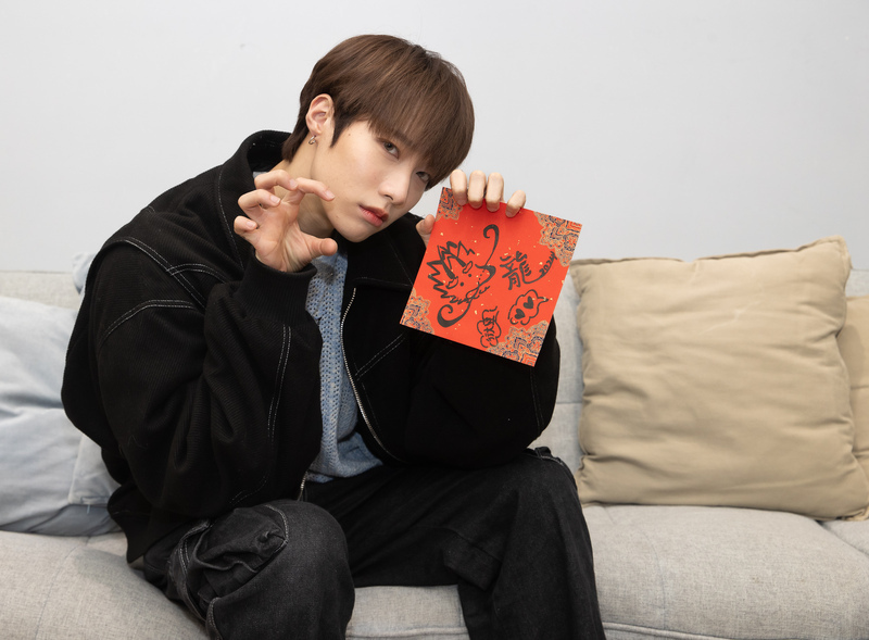 闖韓男孩陳冠叡畫龍賀新年 揭IG清空原因