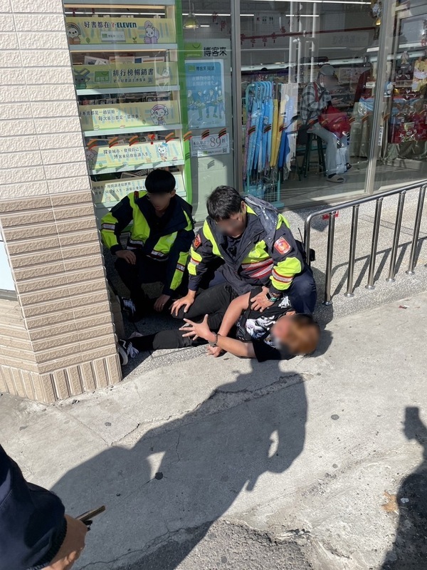 大鬧超商熊抱女店員 涉案移工稱被騙心情不佳