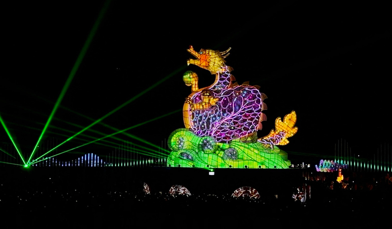 台灣燈會主燈點亮 王國材：象徵揚名國際