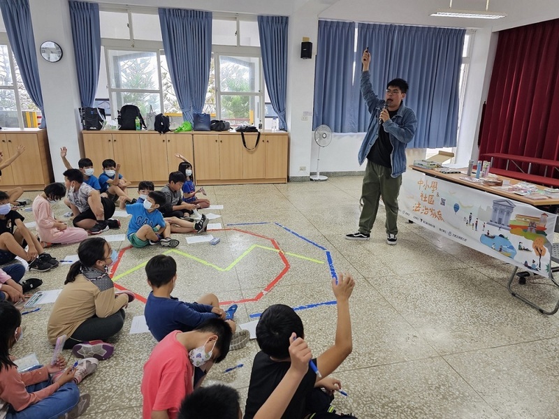 教部補助17所大專法律系 赴社區偏鄉推法治教育