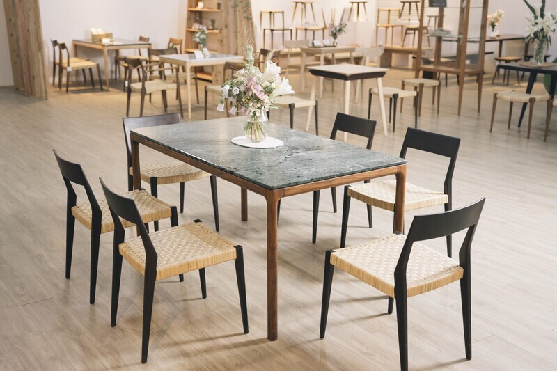 花蓮在地蛇紋石製做家具 玉里孩子作品奪iF設計獎