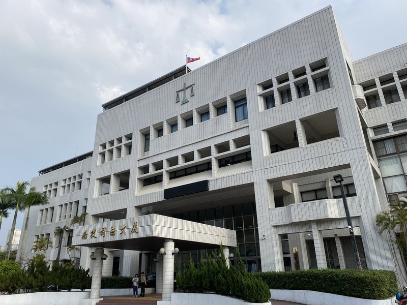 男酒駕載3孩自摔釀兒亡 求刑8年國民法官庭判3年6月