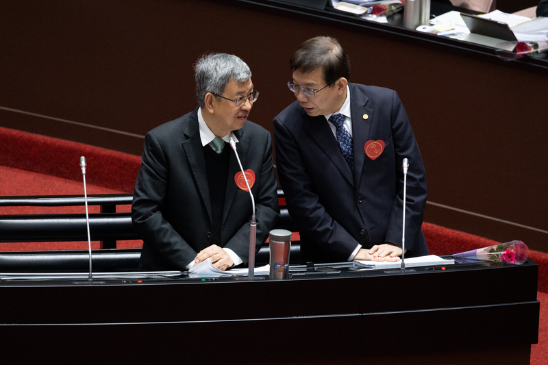 修交通違規記點 陳建仁：確保行人安全與駕駛生計